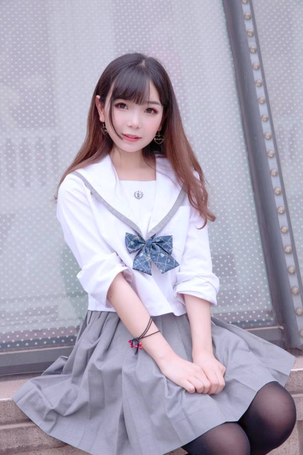 我们为什么要穿新衣,穿jk制服有错吗