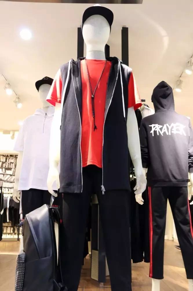 那些潮到爆的明星*服私**,我们给你找到平替了|百盛潮牌节低至5折