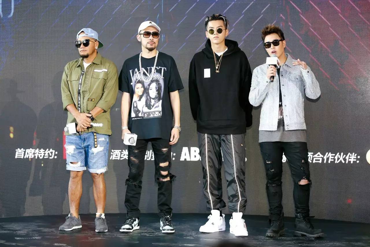 嘻哈界泥石流 (为什么嘻哈穿搭还在流行)