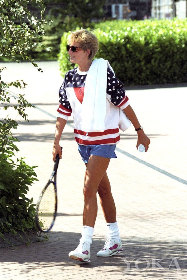 王室风云戴妃,王室风云燕尾服