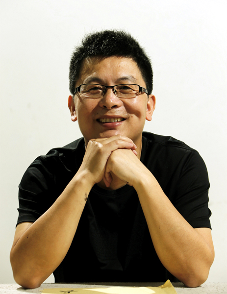 贺炜完美的诠释了腹有诗书气自华,贺炜有多有文采