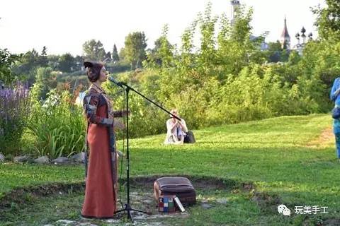 涓浗浼犵粺鎷煎竷鑹烘湳鏈嶈,鍥藉鎷煎竷鏈嶈