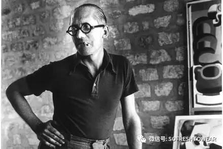 哪种香水喷完了还值得收藏,有的香水喷了以后自己闻得到