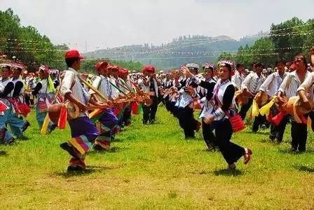 东风韵和可邑小镇哪个好玩,可邑民族文化生态旅游村