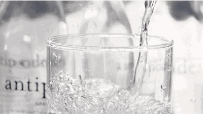 去黑头闭口痘痘土方法 (祛黑头收缩毛孔神器测评)