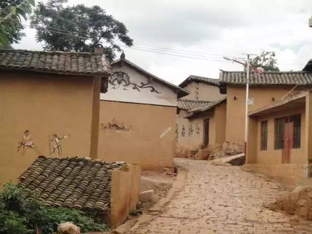 东风韵和可邑小镇哪个好玩,可邑民族文化生态旅游村