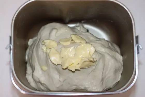 为什么做面包不成功,自己做的面包为什么不松软