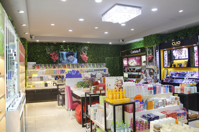 西安化妆品店排名前十名,西安哪家的美妆店好