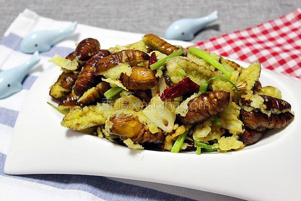 干煸蚕蛹香辣酥,干煸蚕蛹的正确方法