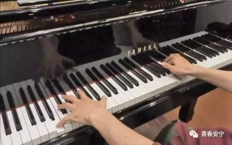 「关爱未成年人健康成长」开了学也可以上培训课！安宁市2017年秋季学期公益培训课程表出炉啦！快来报名吧~