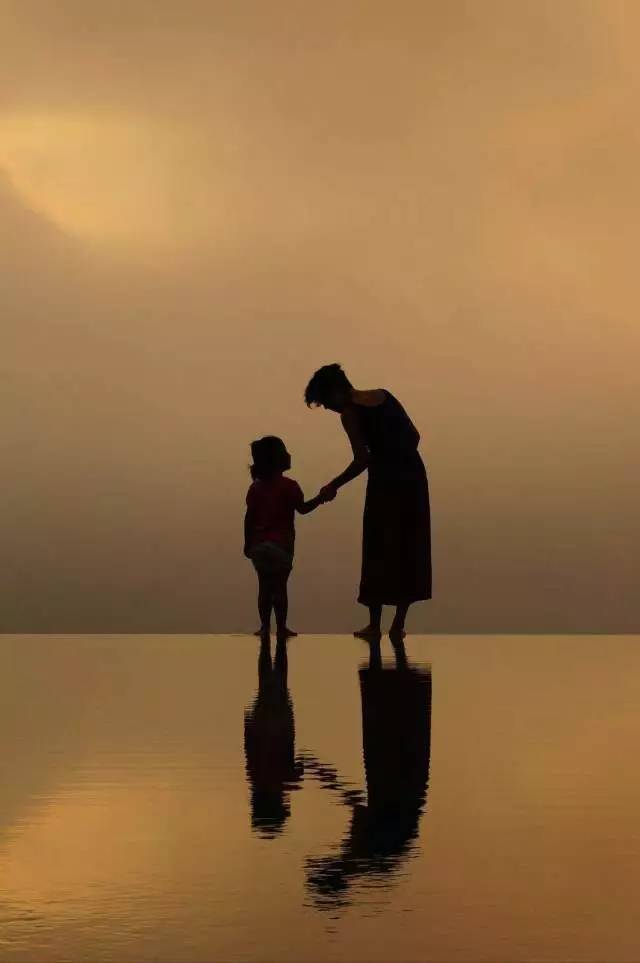 母亲节跟妈妈读书的感受,好书分享母亲节推荐