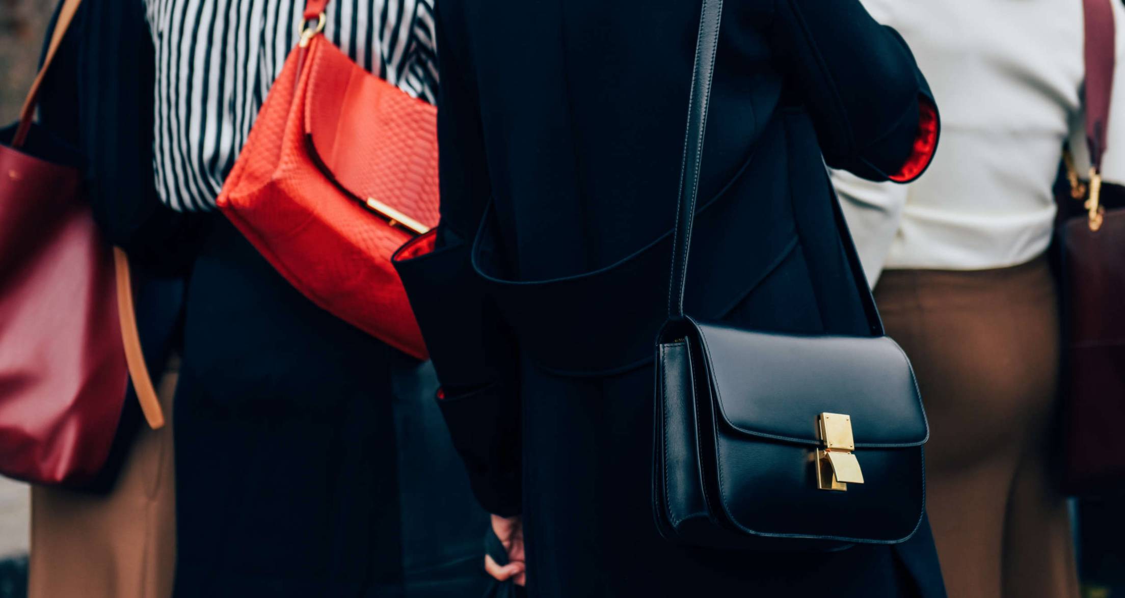 为什么女人都想拥有celinebox,为什么每个女人都拥有一个钻戒