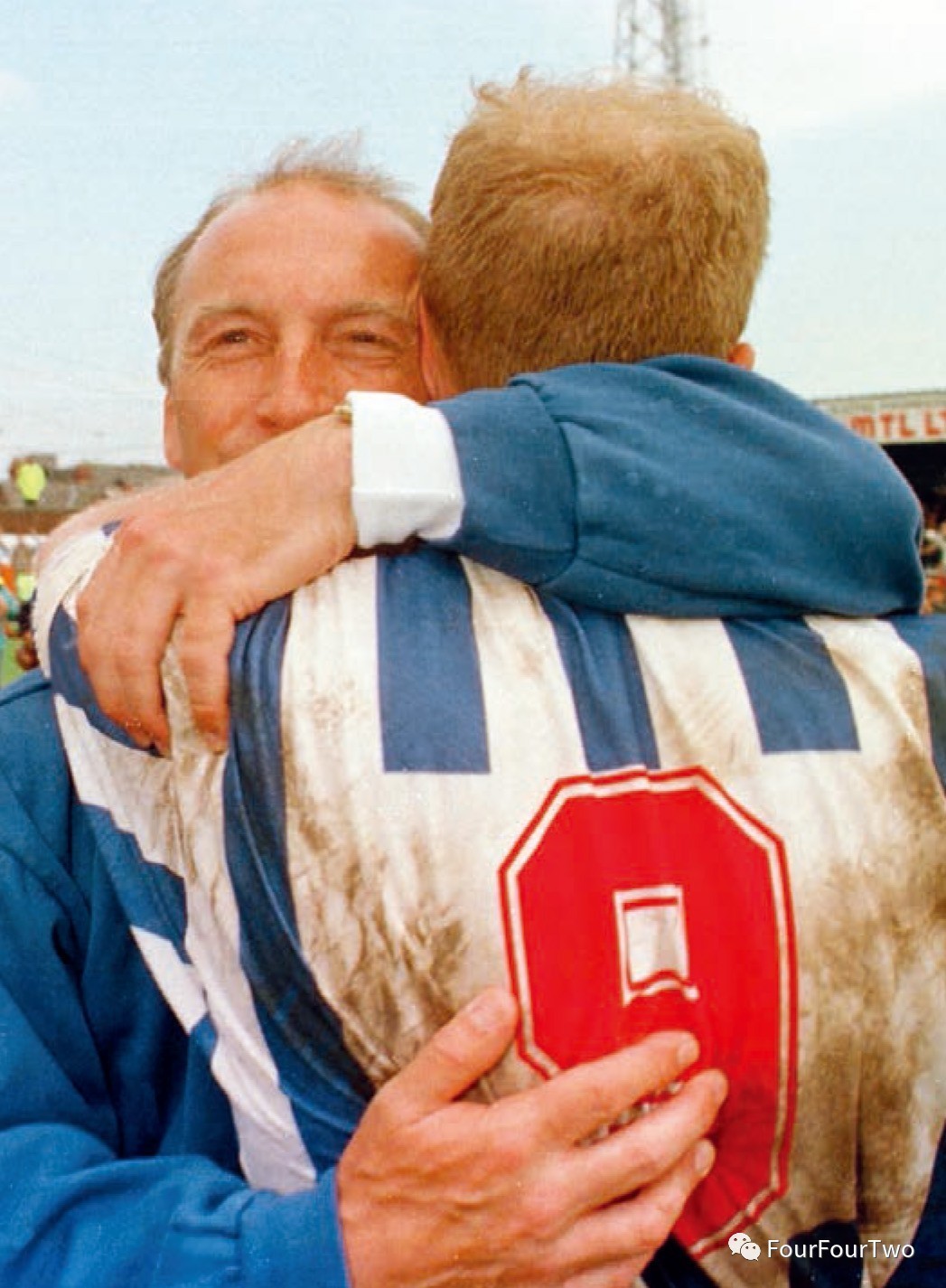 从陷入破产到卷土重来,布莱顿从英超降级