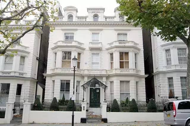 贝克汉姆探访贫困家庭,贝克汉姆17万房子