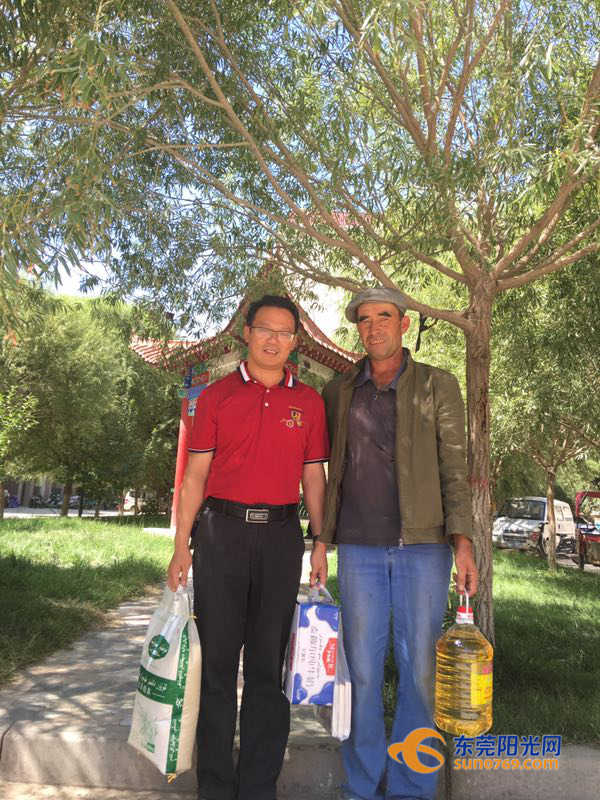 东莞援疆工作队“古尔邦节”期间走亲戚