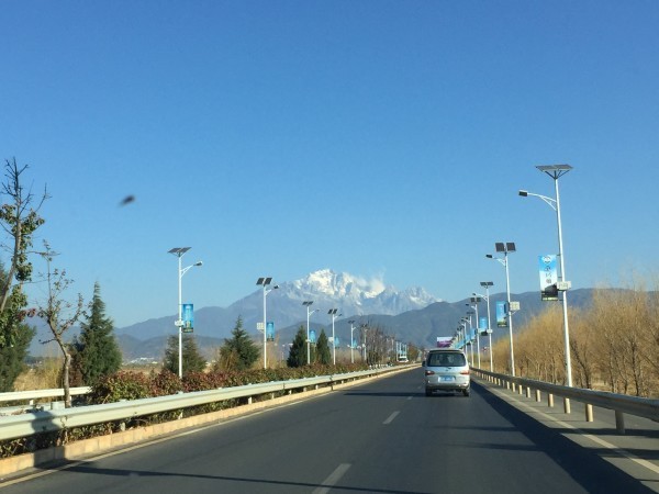 Hi,我是小可，我又回来了，产后第一次出行，娘子军奔赴女儿国