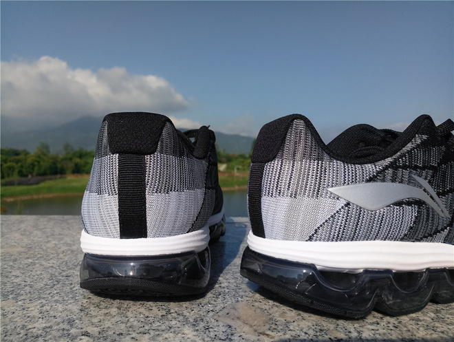 李宁弧型跑鞋,极致软弹跑鞋李宁