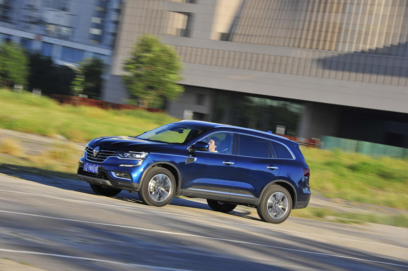 探界者对比科雷傲,科雷傲120周年限量款和探界者