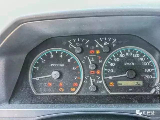 lc76原装前杠绞盘,丰田lc76带涉水喉和绞盘的价格