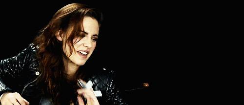 赵丽颖和陈伟霆共同抢一个帽子,赵丽颖陈伟霆风暴