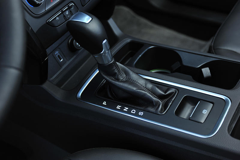 探界者对比科雷傲,科雷傲120周年限量款和探界者