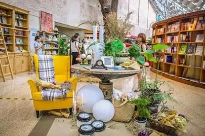 重庆哪里的书店可以免费看书,重庆书最全的书店