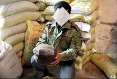 肥料结块用什么敲快,肥料结块影响肥效吗