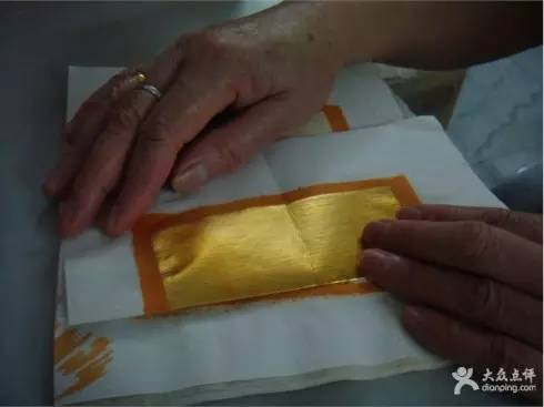 黄纸手工折纸菠萝元宝,中秋节元宝折纸的教程简单又漂亮