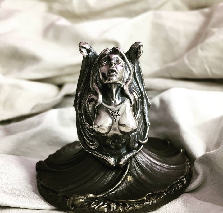 配饰除了丝巾还有什么,日本复古银饰品牌