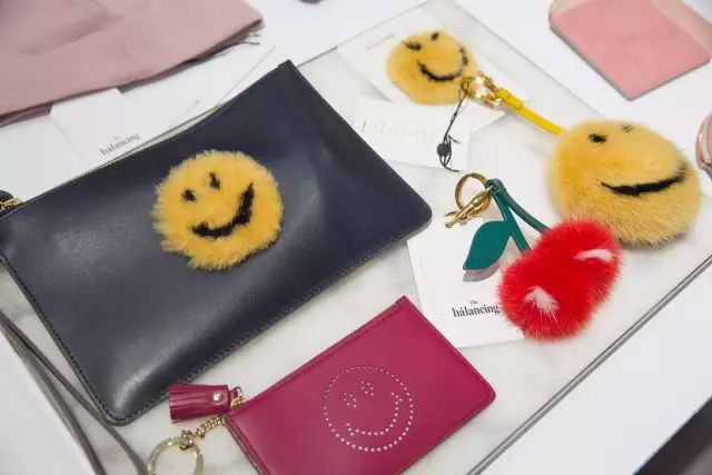 爆款已经看腻了你却还在做烂大街的伪时髦？