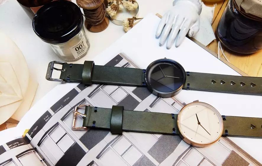 秀恩爱怎么能没有「情侣表」呢？从小众到大牌一次性安利给你