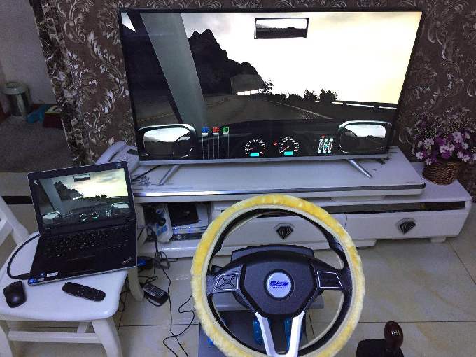 科目三挂了小伙买驾驶模拟器练习要自学成才