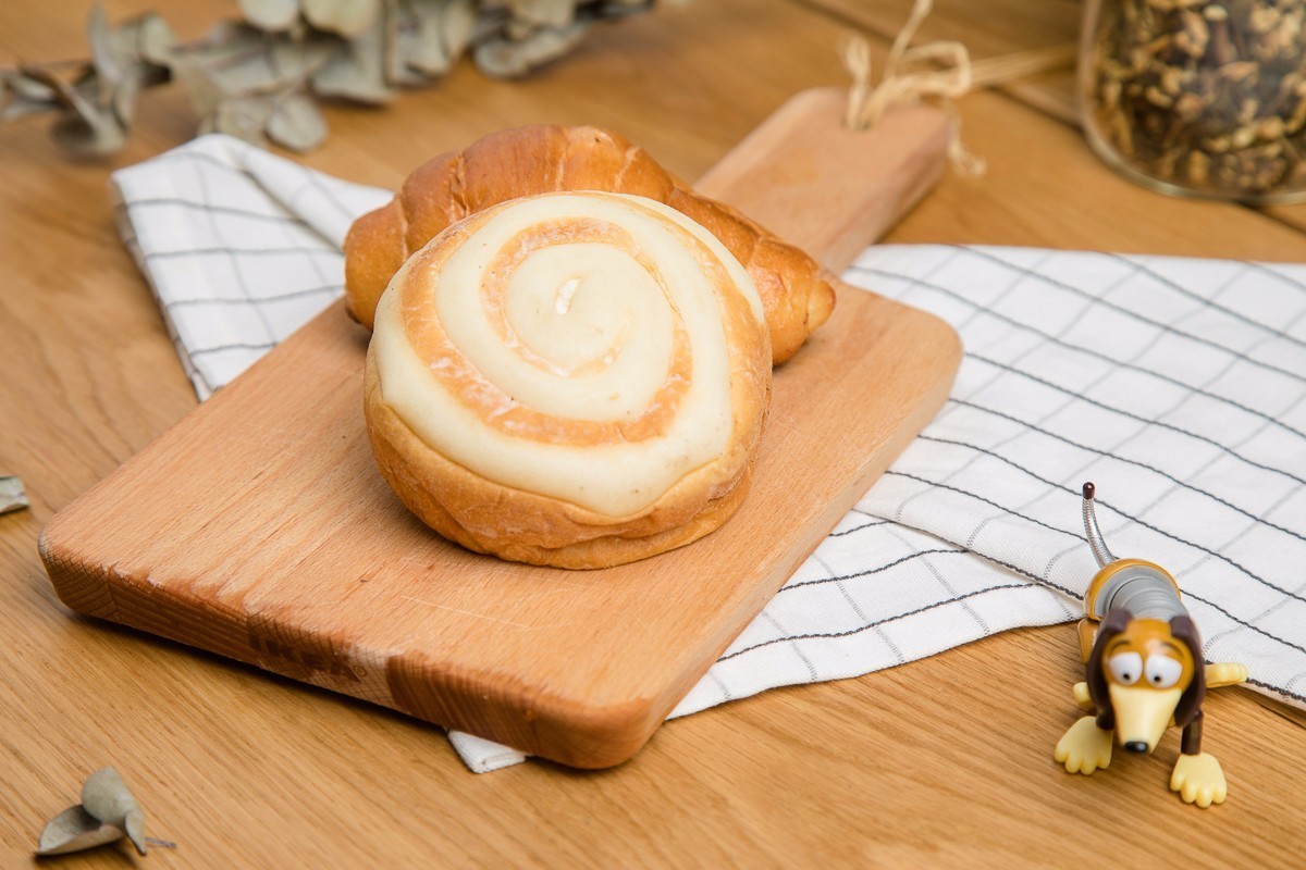 分分钟扫空，南京必吃网红酵母面包店终于盼来啦~足足70+种，雷神巧克力盐之花……杭州人又有口福了