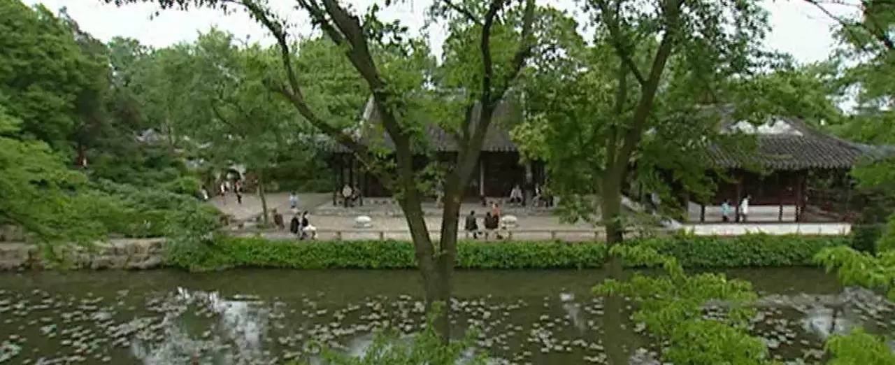 拙政园的山水诉说千年的梦想,拙政园亭台楼阁轩榭廊舫图片