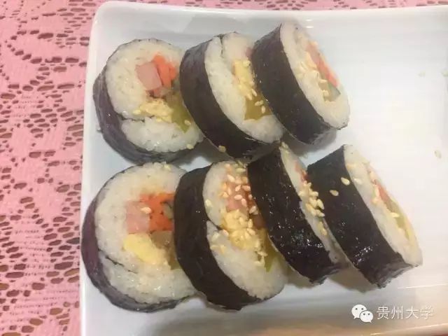 贵大周边美食,贵大背后美食街