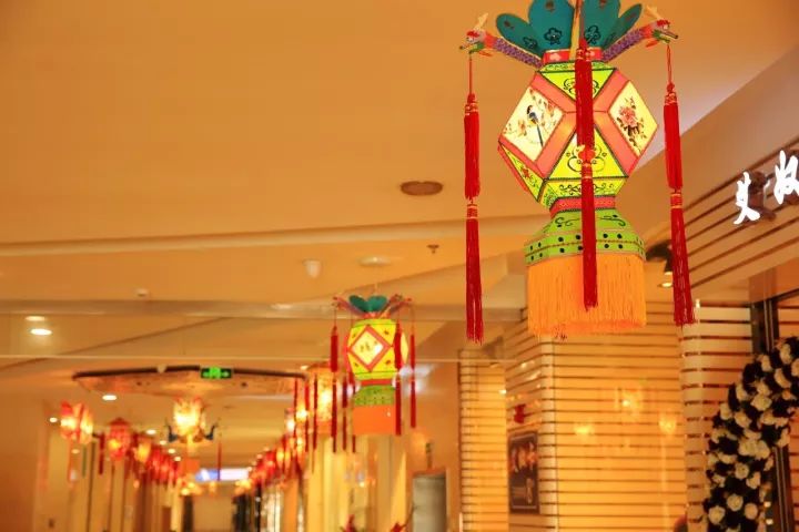 匠心制作｜传统匠人的手作灯都汇聚在海宁皮革城！