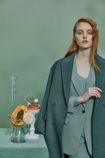 早秋穿搭lily商务时装,lily商务时装2022夏