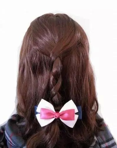 披头散发怎么扎头发好看,披头散发的头发教程