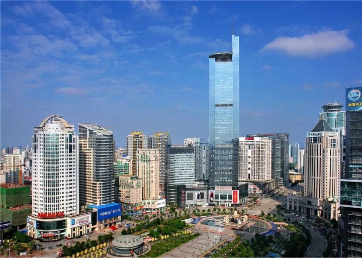 南岳机场带你飞，10月31日将至济南、南宁航班啦！首航票价低至两百多元！