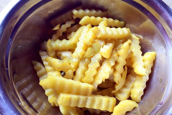 油炸狼牙土豆,油炸狼牙土豆酥脆方法