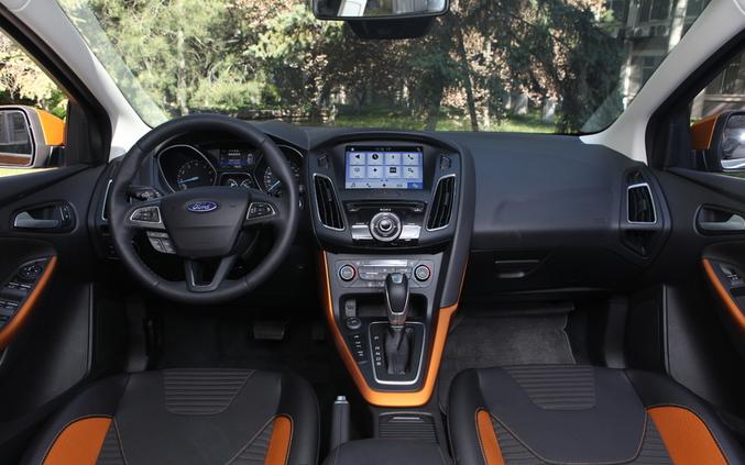 科鲁兹和福克斯,福克斯和昂克赛拉的空间哪个大