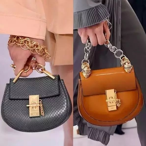 刘雯唐嫣同款小猪包,刘雯背的新款包是什么品牌