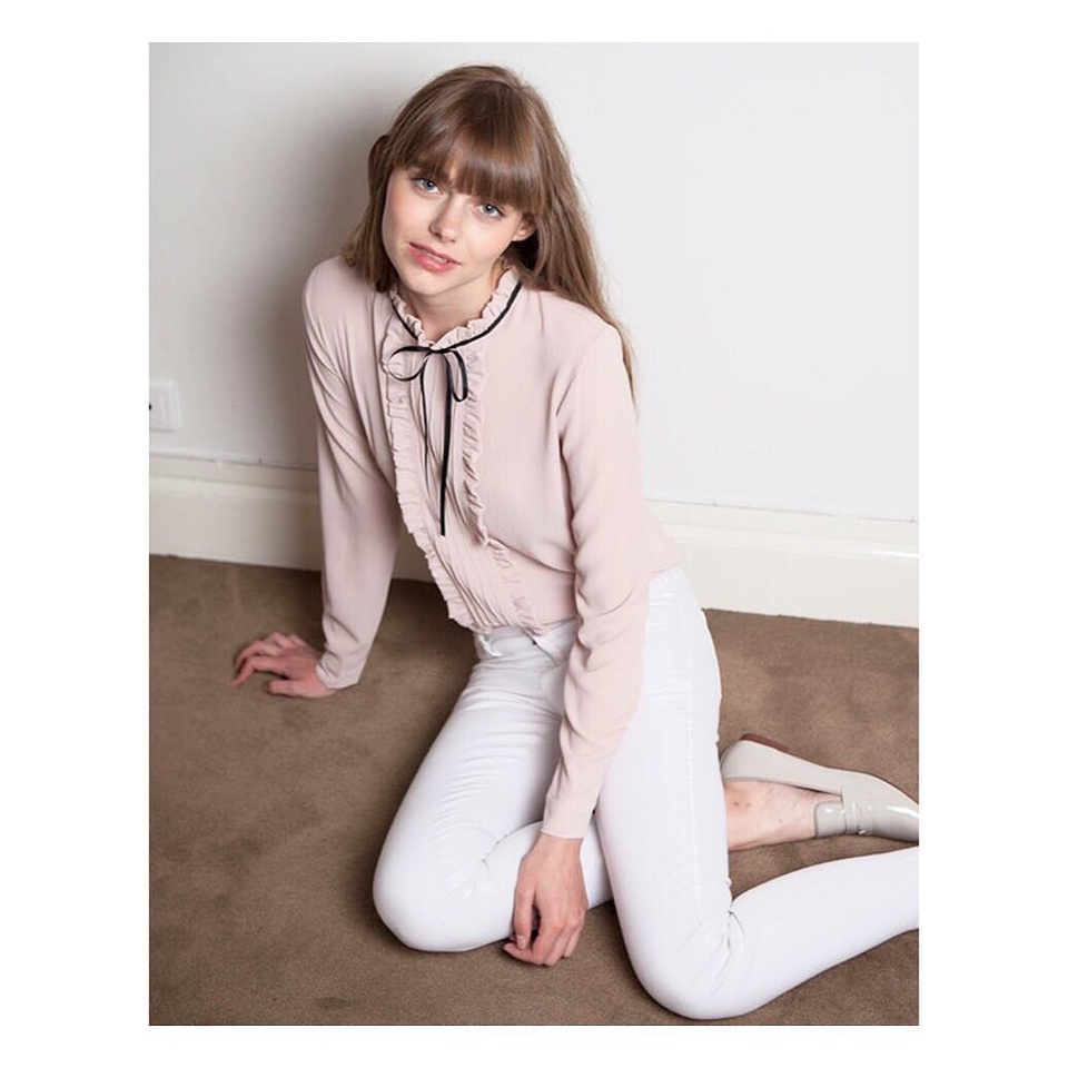 灏忎紬娉曞浗鍝佺墝,娉曞浗浠ｈ喘灏忎紬鍝佺墝