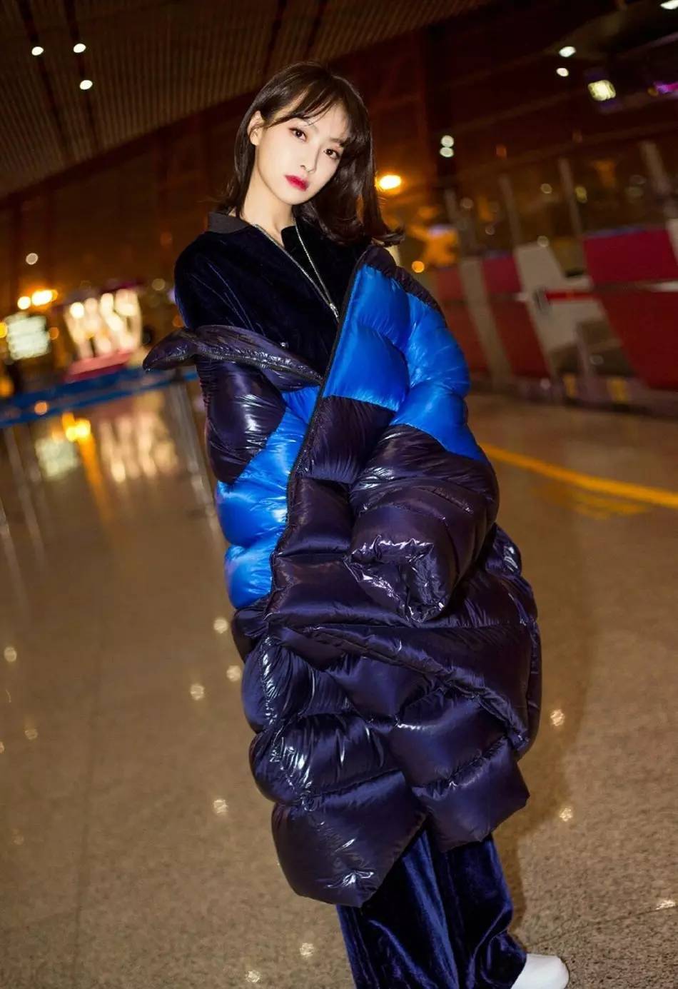 鏄庢槦绌挎惌鏃跺皻楂樼骇鎰熺窘缁掓湇,鏄庢槦绌挎惌缇界粧鏈嶆椂灏氶珮绾ф劅