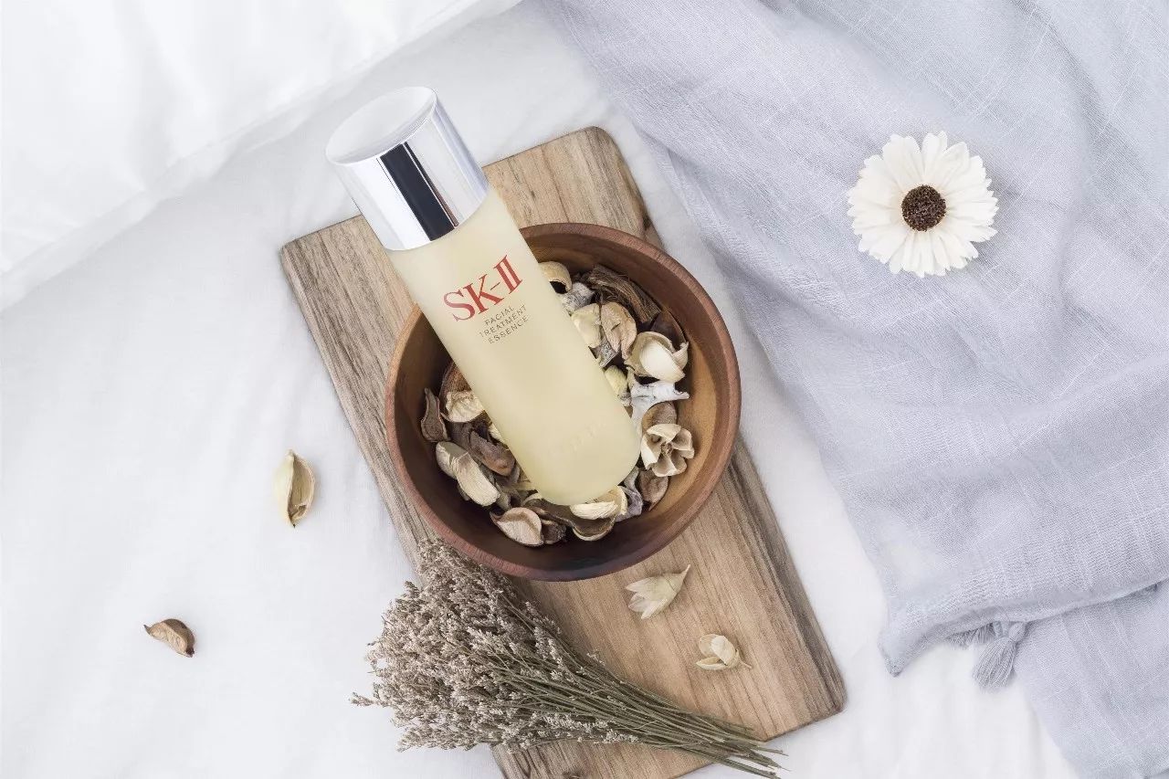 最高级的红色是什么,最高级最不过时的红色是哪一种