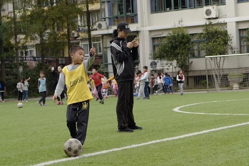 班班比赛,班班足球赛现场直播