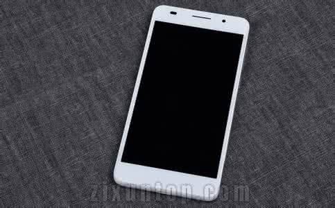 手机黑屏无法开机？别怕，一分钟告诉你如何解决！帮你省下不少钱