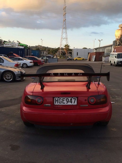 马自达跑车卖萌,马自达可爱小型跑车