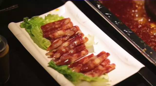 2.8折引爆全城!竟然在400平花园洋房里吃火锅!