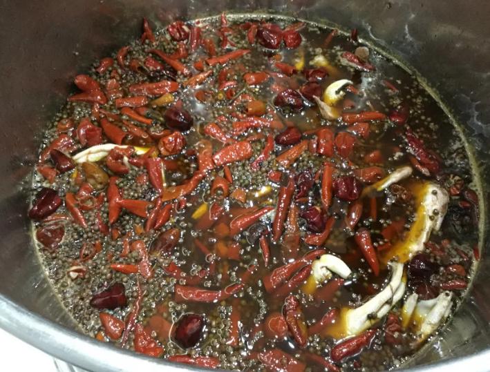 黑鸭鸭胗多少一斤,绝味黑鸭鸭爪100多一斤